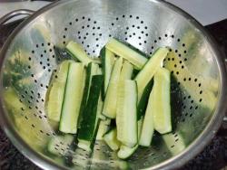 Жареные огурцы - шаг 3