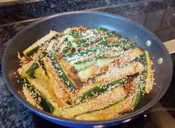 Жареные огурцы - шаг 9