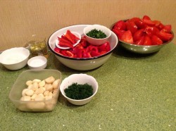 Аджика из болгарского и острого перца с помидорами на зиму - шаг 1 Аджика из болгарского и острого перца с помидорами на зиму - шаг 1