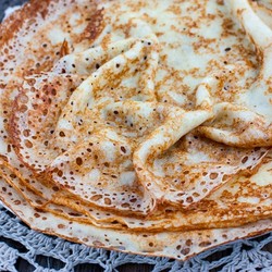 Ажурные блины на сливках