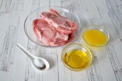 Антрекот из свинины в духовке - шаг 1 Антрекот из свинины в духовке - шаг 1