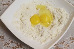 Бабушкин пирог с вареньем - шаг 5