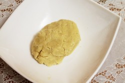 Бабушкин пирог с вареньем - шаг 6