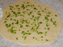 Багет с чесноком и зеленью - шаг 7