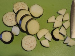 Баклажаны как грибы с чесноком на зиму - шаг 2