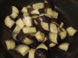 Баклажаны как грибы с чесноком на зиму - шаг 7