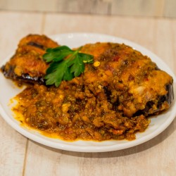 Баклажаны с мясным фаршем и соусом из аджики - шаг 12