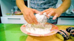 Баклажаны с мясным фаршем и соусом из аджики - шаг 8