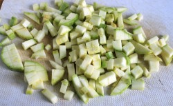 Баклажаны на зиму с болгарским перцем и чесноком - шаг 1 Баклажаны на зиму с болгарским перцем и чесноком - шаг 1