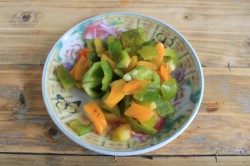 Баклажаны на зиму с болгарским перцем и чесноком - шаг 3 Баклажаны на зиму с болгарским перцем и чесноком - шаг 3