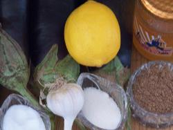 Баклажаны азиатские с чесноком, медом и острым перцем - шаг 1 Баклажаны азиатские с чесноком, медом и острым перцем - шаг 1