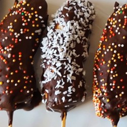 Бананы залитые шоколадом