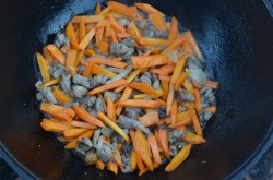 Баранина в казане на костре - шаг 14