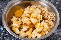 Батончики из овсяных хлопьев домашние - шаг 4 Батончики из овсяных хлопьев домашние - шаг 4