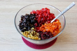 Батончики из сухофруктов и орехов своими руками - шаг 6 Батончики из сухофруктов и орехов своими руками - шаг 6