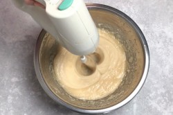 Белевская пастила из яблок в домашних условиях - шаг 5 Белевская пастила из яблок в домашних условиях - шаг 5