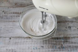 Меренги в духовке - шаг 7