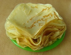 Блинный торт Фрутти - шаг 1