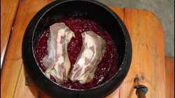 Томленый борщ в казане с кабачками и яблоками - шаг 15 Томленый борщ в казане с кабачками и яблоками - шаг 15
