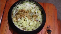 Томленый борщ в казане с кабачками и яблоками - шаг 18 Томленый борщ в казане с кабачками и яблоками - шаг 18