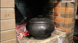 Томленый борщ в казане с кабачками и яблоками - шаг 21 Томленый борщ в казане с кабачками и яблоками - шаг 21