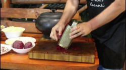 Томленый борщ в казане с кабачками и яблоками - шаг 4 Томленый борщ в казане с кабачками и яблоками - шаг 4