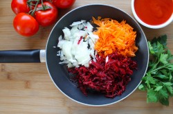 Борщ с квашеной капустой и свеклой - шаг 7 Борщ с квашеной капустой и свеклой - шаг 7