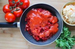 Борщ с квашеной капустой и свеклой - шаг 9 Борщ с квашеной капустой и свеклой - шаг 9