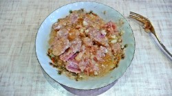 Борщ с тушенкой и капустой - шаг 9 Борщ с тушенкой и капустой - шаг 9