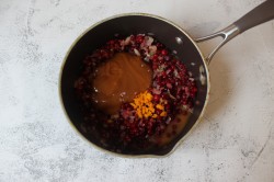 Брусничный соус к мясу на зиму - шаг 6