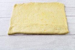 Булочки из слоеного дрожжевого теста с сахаром - шаг 23 Булочки из слоеного дрожжевого теста с сахаром - шаг 23