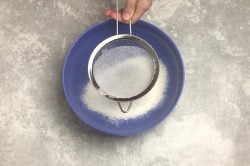Булочки на сухом молоке и дрожжах - шаг 4 Булочки на сухом молоке и дрожжах - шаг 4