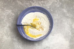 Булочки на сухом молоке и дрожжах - шаг 5 Булочки на сухом молоке и дрожжах - шаг 5
