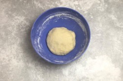 Булочки на сухом молоке и дрожжах - шаг 7 Булочки на сухом молоке и дрожжах - шаг 7