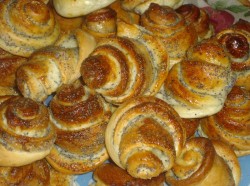 Булочки Розочки с маком - шаг 13 Булочки Розочки с маком - шаг 13