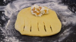 Ванильные булочки с творогом и изюмом - шаг 14 Ванильные булочки с творогом и изюмом - шаг 14