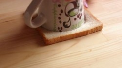 Корзиночки из тостового хлеба с колбасой и сыром - шаг 5 Корзиночки из тостового хлеба с колбасой и сыром - шаг 5