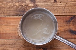 Быстрое варенье из черной смородины через мясорубку на зиму - шаг 5 Быстрое варенье из черной смородины через мясорубку на зиму - шаг 5