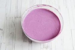 Черничный чизкейк без выпечки с черникой - шаг 13