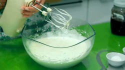 Черёмуховый торт со сметанным кремом - шаг 9