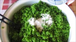 Паста из чесночных стрелок на зиму - шаг 3 Паста из чесночных стрелок на зиму - шаг 3