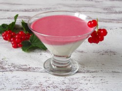 Десерт молочный на желатине с красной смородиной - шаг 14 Десерт молочный на желатине с красной смородиной - шаг 14