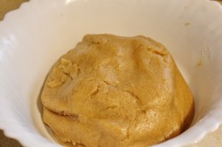 Домашнее песочное печенье через мясорубку - шаг 5 Домашнее песочное печенье через мясорубку - шаг 5