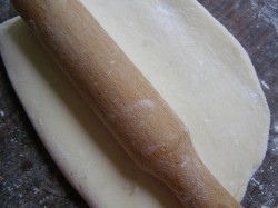 Домашнее слоеное дрожжевое тесто - шаг 12 Домашнее слоеное дрожжевое тесто - шаг 12