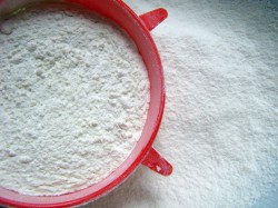 Домашнее слоеное дрожжевое тесто - шаг 1 Домашнее слоеное дрожжевое тесто - шаг 1