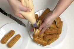 Домашние эклеры со сгущенкой - шаг 10 Домашние эклеры со сгущенкой - шаг 10