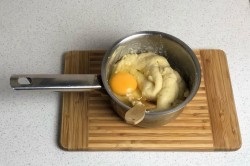 Домашние эклеры со сгущенкой - шаг 4 Домашние эклеры со сгущенкой - шаг 4