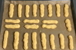 Домашние эклеры со сгущенкой - шаг 6 Домашние эклеры со сгущенкой - шаг 6