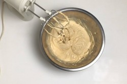 Домашние эклеры со сгущенкой - шаг 9 Домашние эклеры со сгущенкой - шаг 9