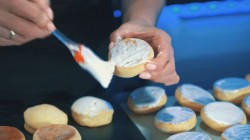 Домашние пряники с глазурью из заварного теста на молоке - шаг 25 Домашние пряники с глазурью из заварного теста на молоке - шаг 25